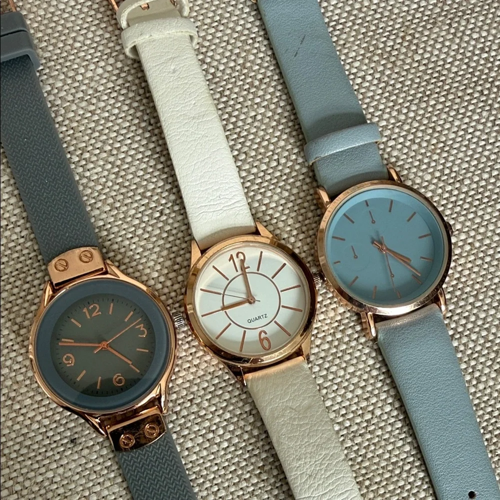Vintage Rose Gold Watches with Gray and White Leather Straps